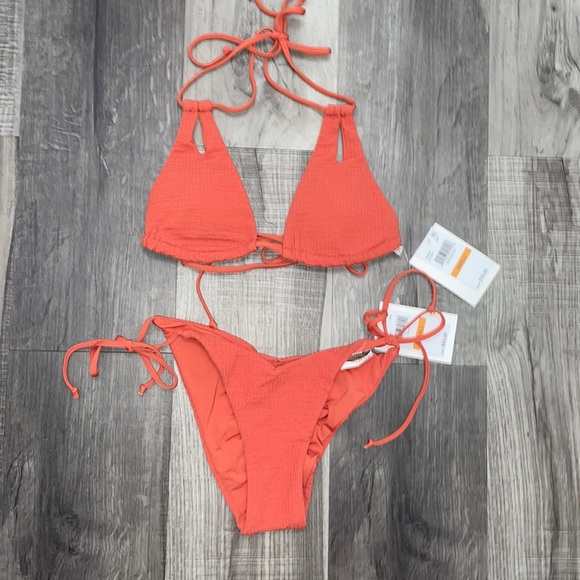 ⭐️ NWT Becca Bikini - Picture 5 of 6